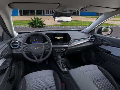 New 2026 Chevrolet Trax LT FWD image 15