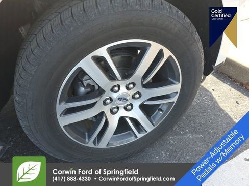 Used 2023 Ford Expedition Max XLT image 5