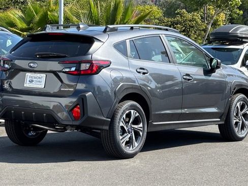 Used 2025 Subaru Crosstrek 2.0i Premium image 4