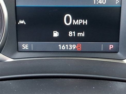 Used 2023 GMC Terrain SLT w/ Elevation Edition image 21