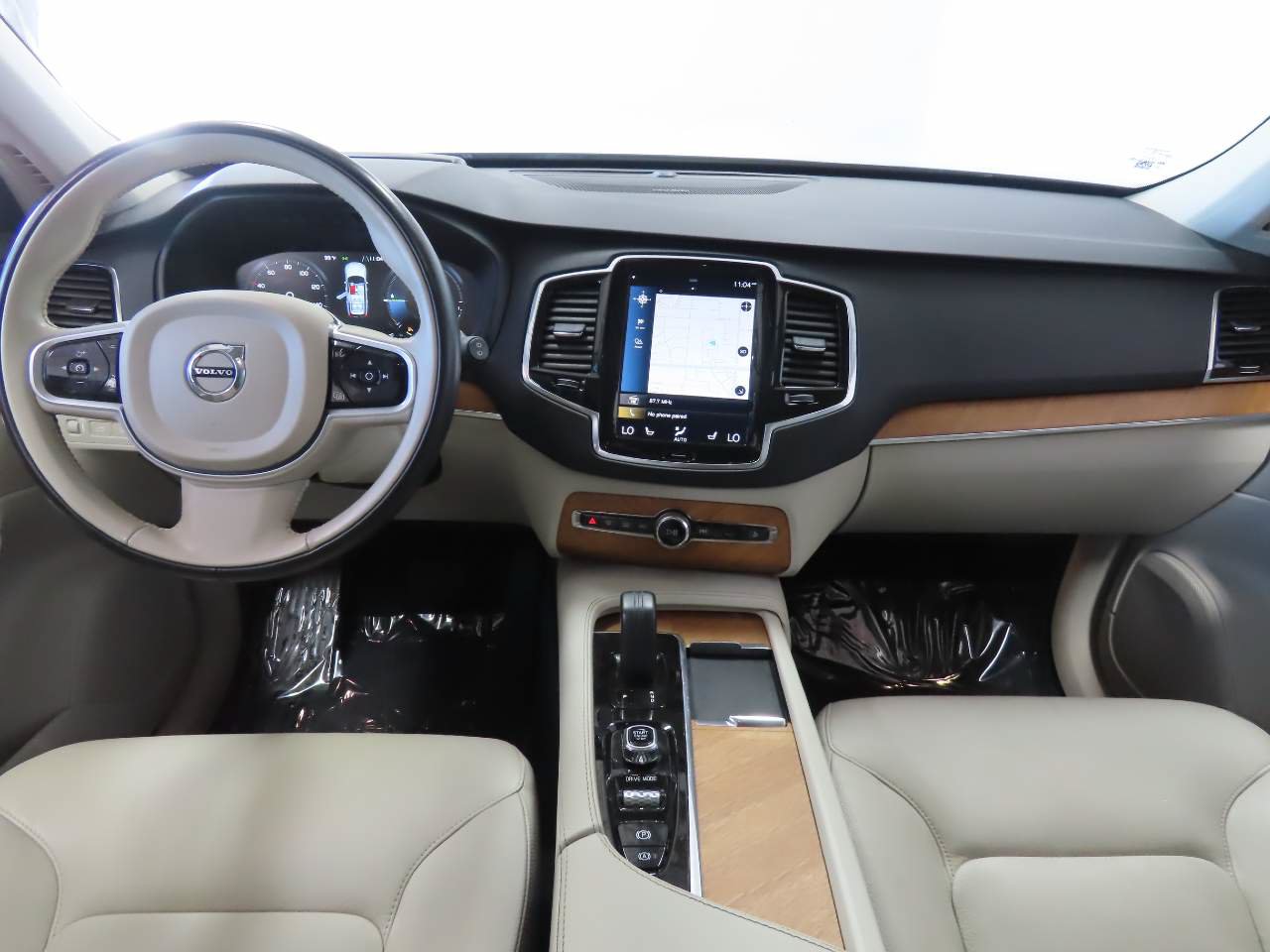 Used 2021 Volvo XC90 T8 Inscription Expression w/ Advanced Package AWD/4WD image 15