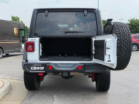 Used 2024 Jeep Wrangler Unlimited Rubicon AWD/4WD image 7