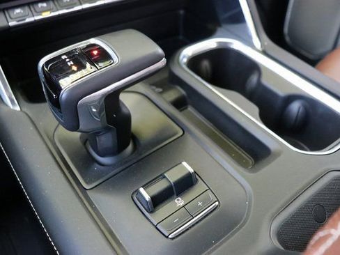 Used 2024 GMC Sierra 1500 Denali Ultimate image 31