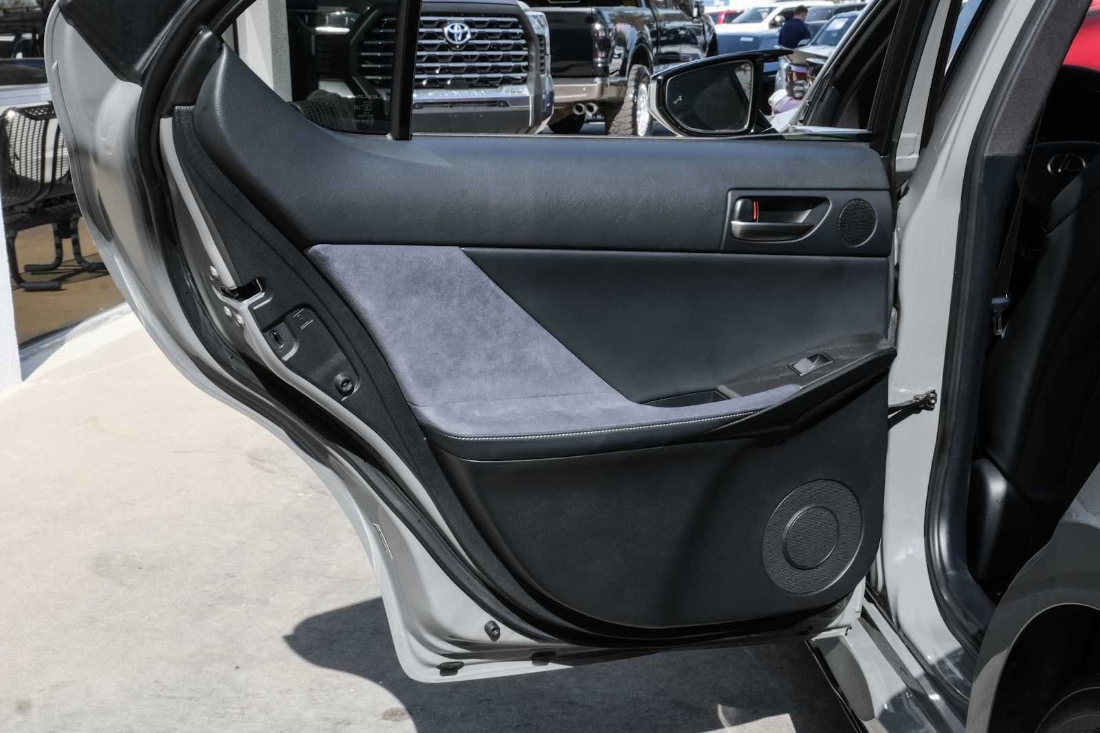 Used 2022 Lexus IS 500 RWD image 41