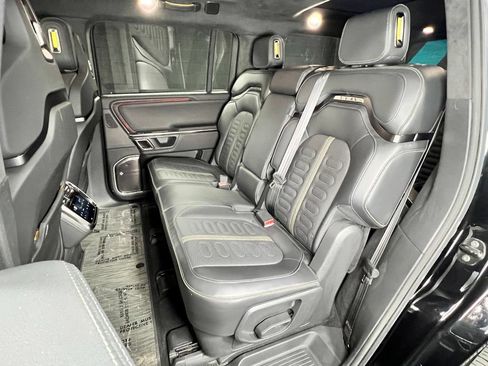 Used 2024 Rivian R1S Adventure AWD/4WD image 15