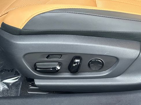 Used 2024 Lexus ES 300h Ultra Luxury w/ Accessory Package (Z1) image 42