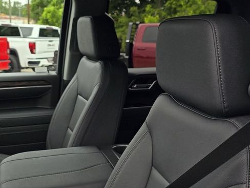 New 2026 GMC Sierra 1500 SLT w/ SLT Convenience Package AWD/4WD image 17