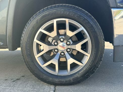 Used 2018 GMC Sierra 1500 SLT w/ SLT Premium Package image 26