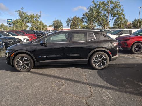 New 2026 Chevrolet Equinox EV LT image 5