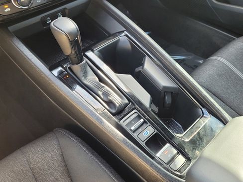 Used 2024 Honda Accord Sport image 27