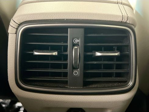 Used 2020 Genesis G70 2.0T w/ Elite Package image 20