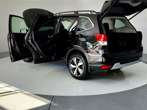 Used 2020 Subaru Forester Touring image 13