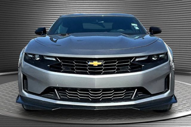 Used 2023 Chevrolet Camaro LT RWD image 2