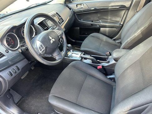 Used 2016 Mitsubishi Lancer ES image 6