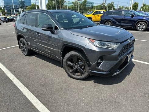 Certified 2020 Toyota RAV4 XSE AWD/4WD image 4