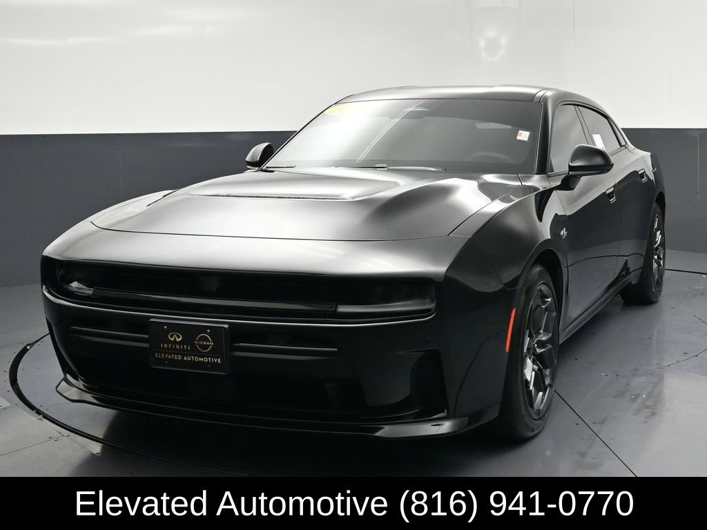 Used 2026 Dodge Charger R/T w/ Driver Convenience Group AWD/4WD image 3
