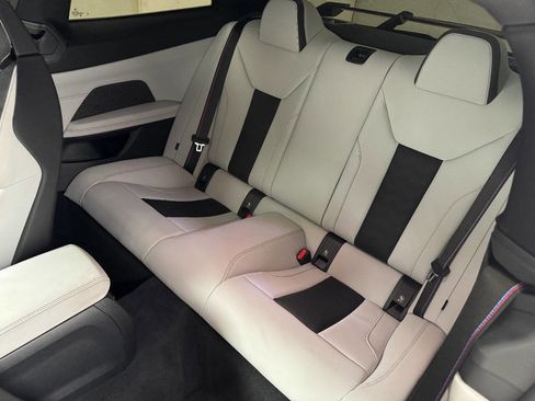 Used 2025 BMW M4 Competition image 43