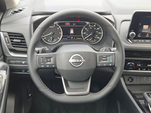 New 2026 Nissan Rogue SV FWD image 16