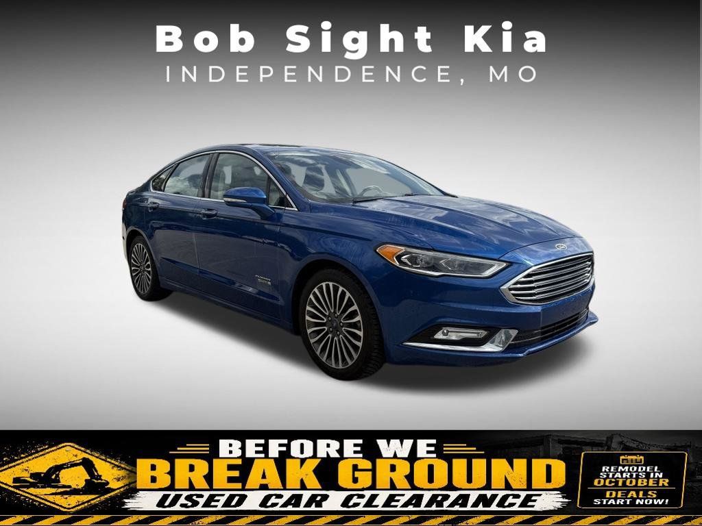 Used 2017 Ford Fusion Energi Titanium FWD image 11