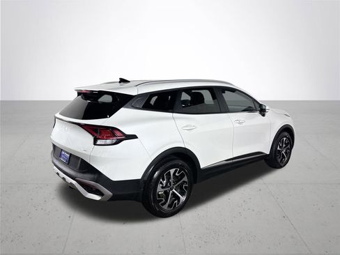 Certified 2023 Kia Sportage EX AWD/4WD image 6