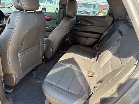 Used 2024 Chevrolet TrailBlazer RS w/ Convenience Package FWD image 21