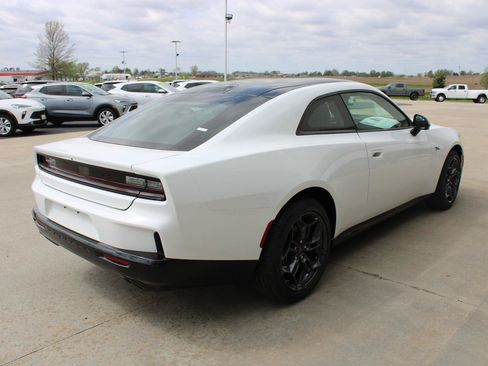 New 2026 Dodge Charger R/T w/ Blacktop Package AWD/4WD image 7