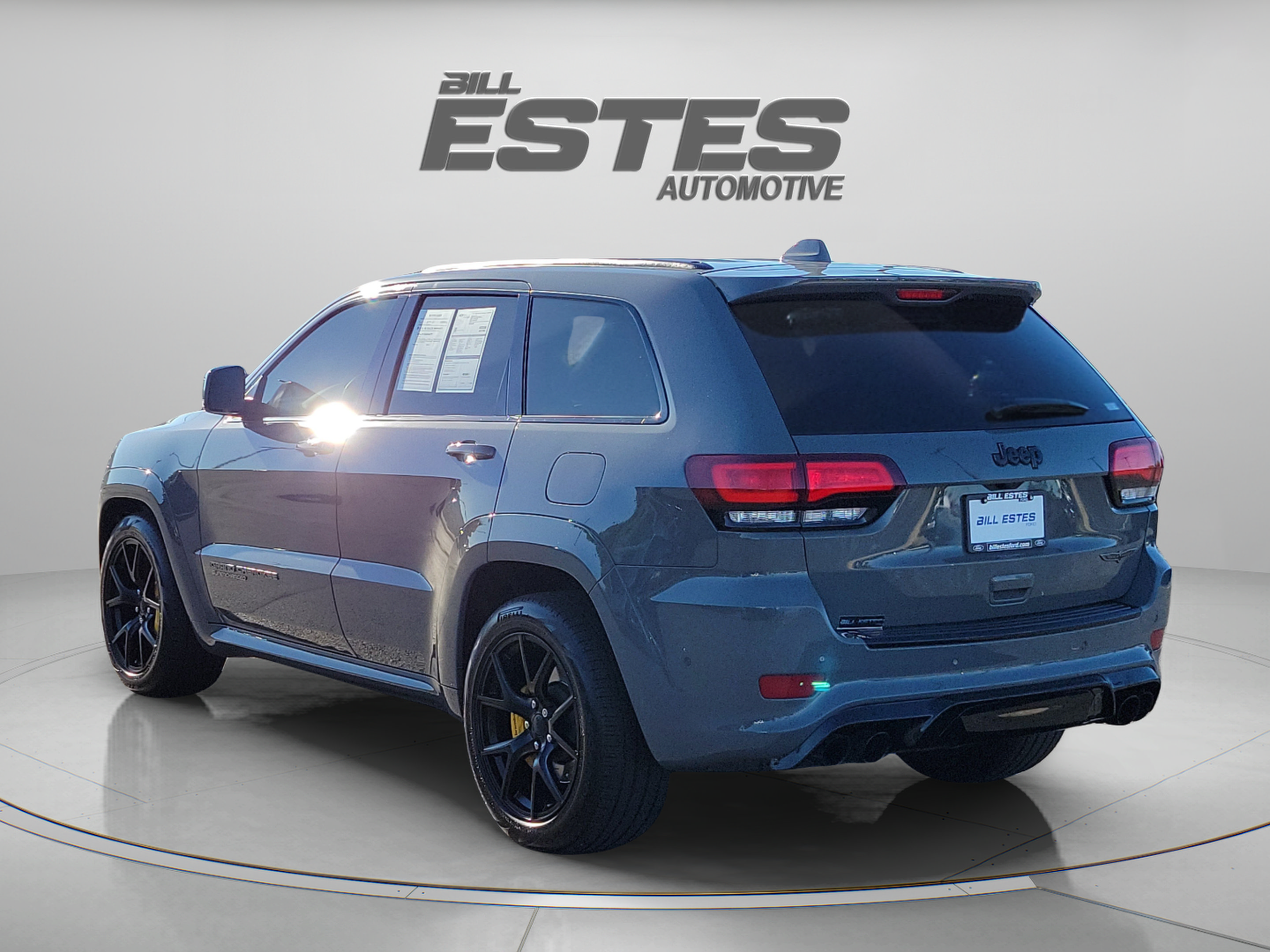 Used 2021 Jeep Grand Cherokee Trackhawk AWD/4WD image 2