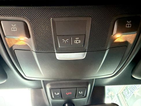 Used 2018 Mercedes-Benz C 63 AMG Cabriolet image 30