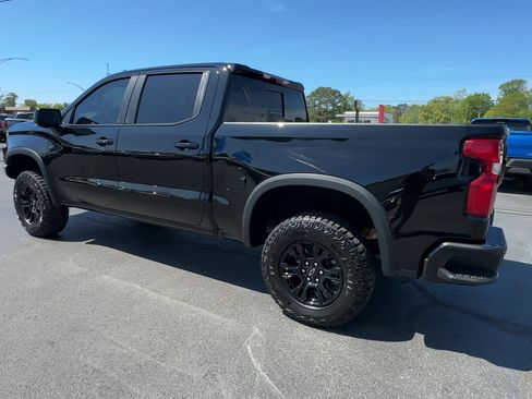 Used 2024 Chevrolet Silverado 1500 ZR2 w/ Technology Package AWD/4WD image 6