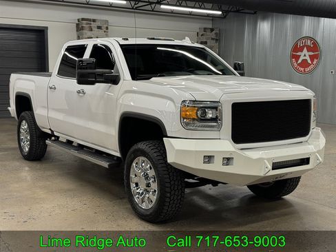 Used 2018 GMC Sierra 2500 Denali image 1