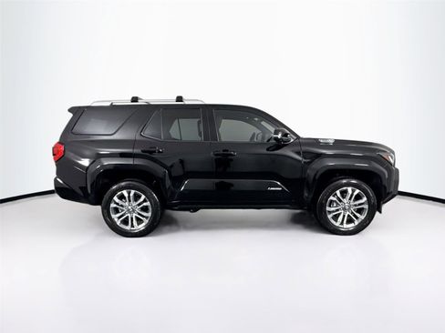Certified 2025 Toyota 4Runner Limited AWD/4WD image 11