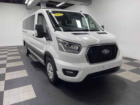 Used 2023 Ford Transit 350 XLT image 6