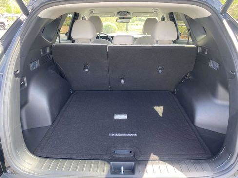 Used 2025 Hyundai Tucson SEL FWD image 10