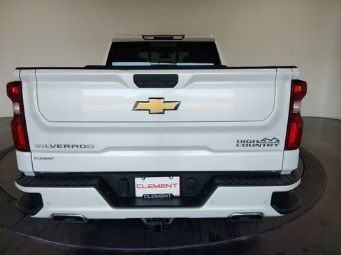 Used 2021 Chevrolet Silverado 1500 High Country w/ Safety Package II image 7