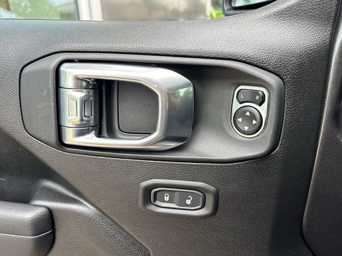 New 2026 Jeep Gladiator Mojave AWD/4WD image 19
