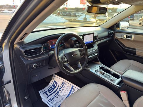 Used 2020 Ford Explorer Limited image 9