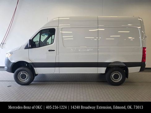 New 2025 Mercedes-Benz Sprinter 2500 image 5