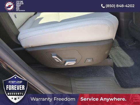 Used 2024 Hyundai Santa Fe Calligraphy FWD image 38
