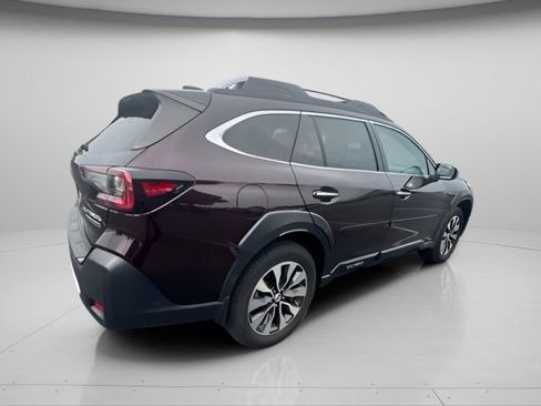 Used 2024 Subaru Outback Touring XT w/ Popular Package #2 AWD/4WD image 11