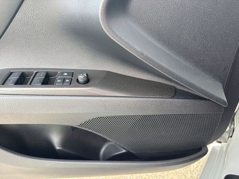 Used 2023 Toyota Camry LE FWD image 31