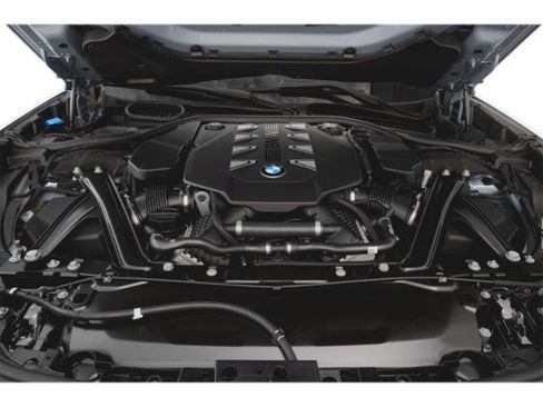 Used 2024 BMW 760i xDrive image 15