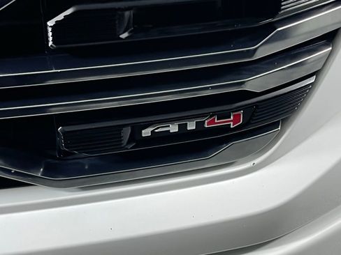 Used 2023 GMC Sierra 1500 AT4 w/ AT4 Preferred Package image 10