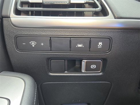 Used 2020 Hyundai Palisade SE image 28