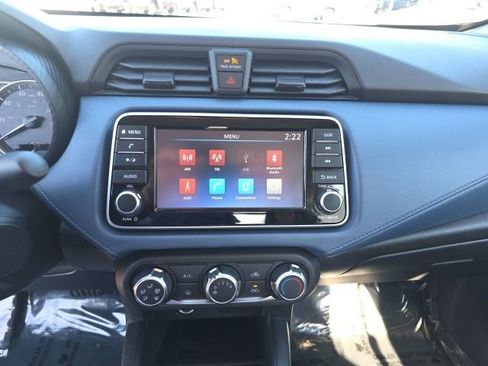 Used 2025 Nissan Versa SV w/ Trunk Package image 26