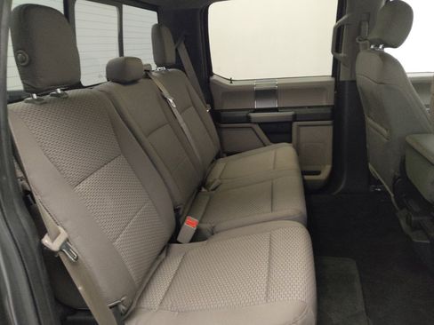 Used 2015 Ford F150 XLT w/ Equipment Group 302A Luxury image 19