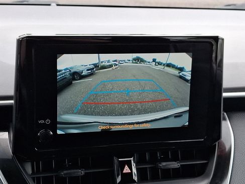Used 2024 Toyota Corolla LE FWD image 17
