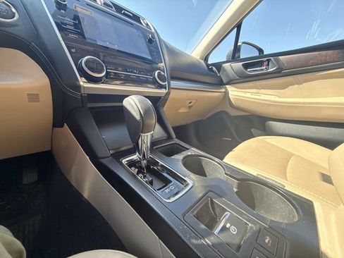 Used 2019 Subaru Outback 2.5i Limited AWD/4WD image 20