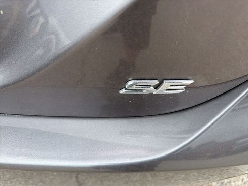 Used 2024 Toyota Camry SE w/ Convenience Package image 6