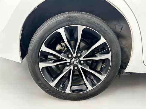 Used 2019 Toyota Corolla SE image 31