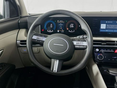 Used 2025 Hyundai Tucson SEL image 18